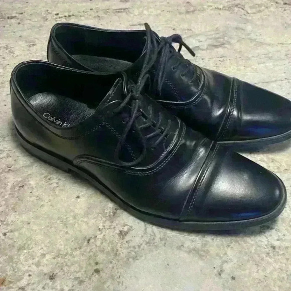 Calvin Klein Cap Toe Shoes 9 - Picture 3 of 6